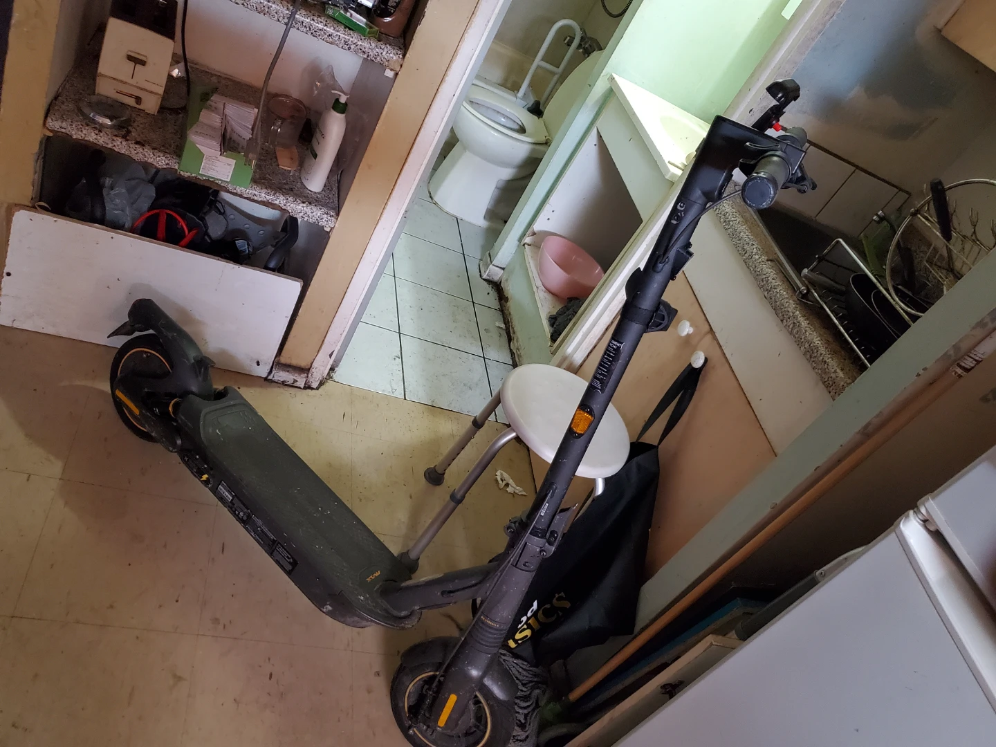 Ninebot Segway Max Electric Scooter - photo 2