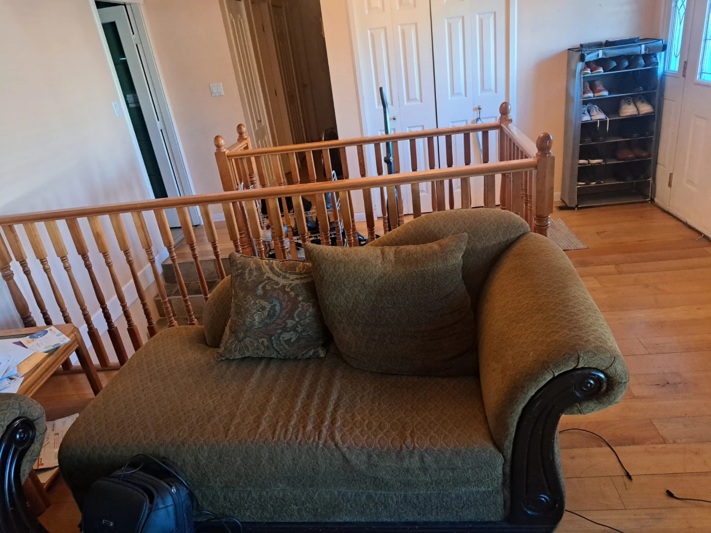 Use Sofa - photo 2