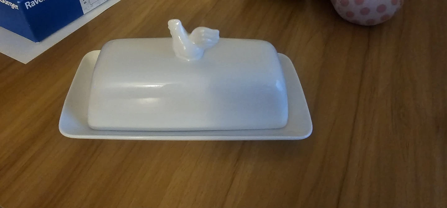White Ceramic Chicken Butter Dish - photo 3