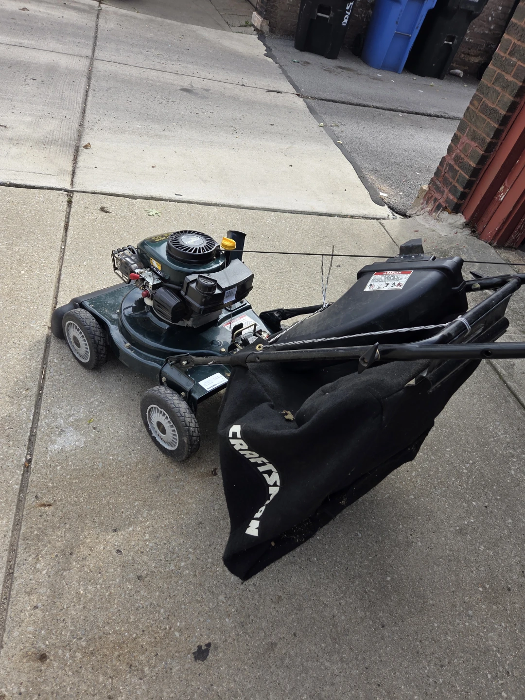 Craftsman 4.5 Horsepower Yard Vacuum - photo 4