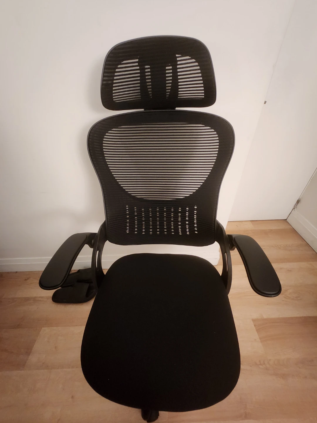 Black Ergonomic  Office Chair