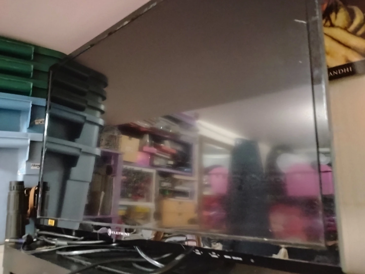 20 inch Element Flat Screen Television - photo 2