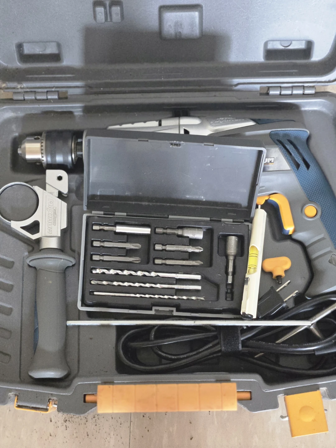 Mastercraft Maximum Corded Drill in Case - photo 2