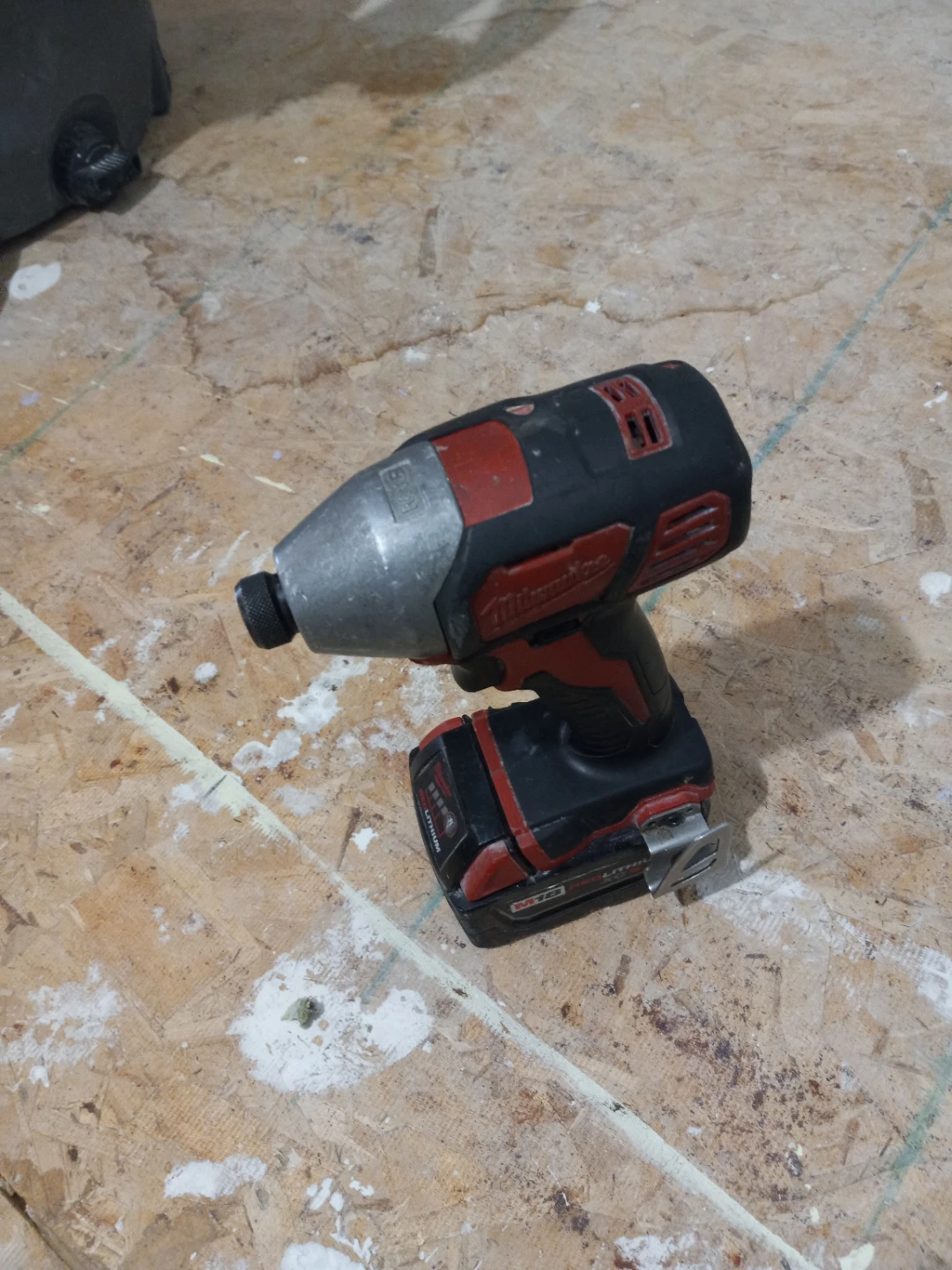 Milwaukee M18 Impact Driver with 5.0 Battery - photo 2