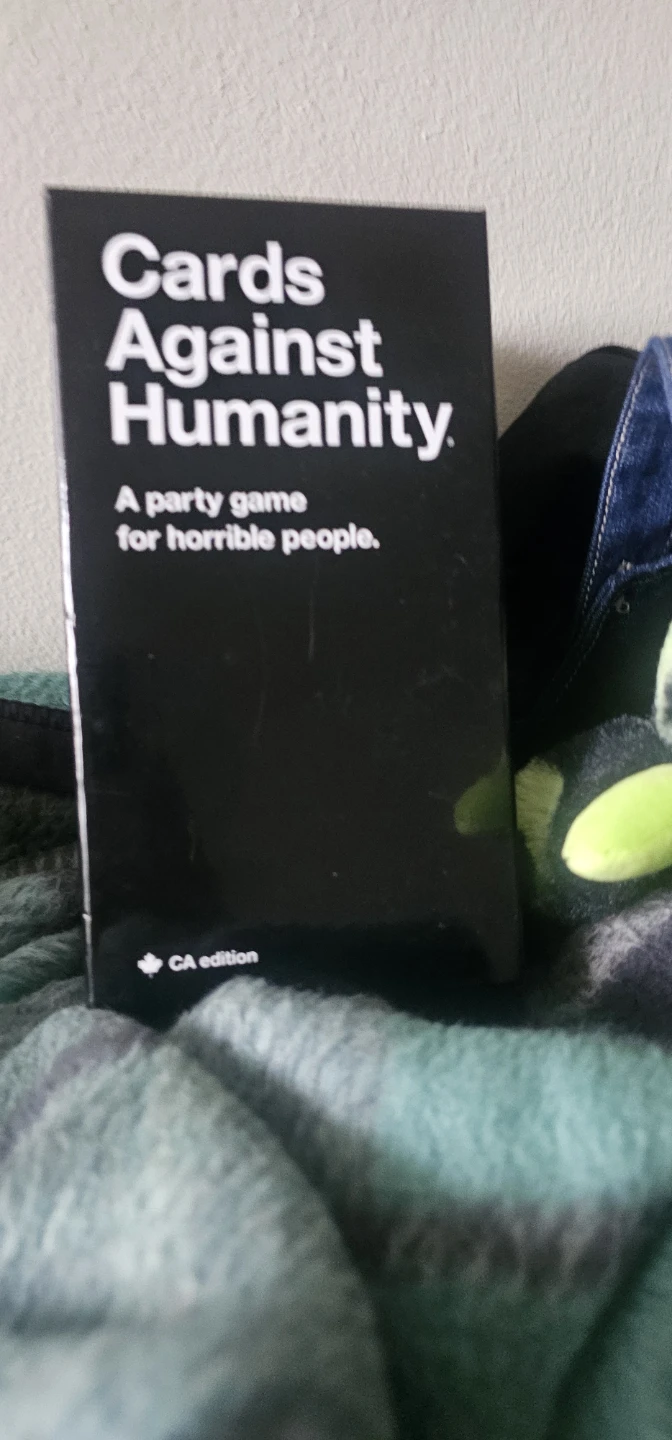 Cards Against Humanity CA Edition - photo 2