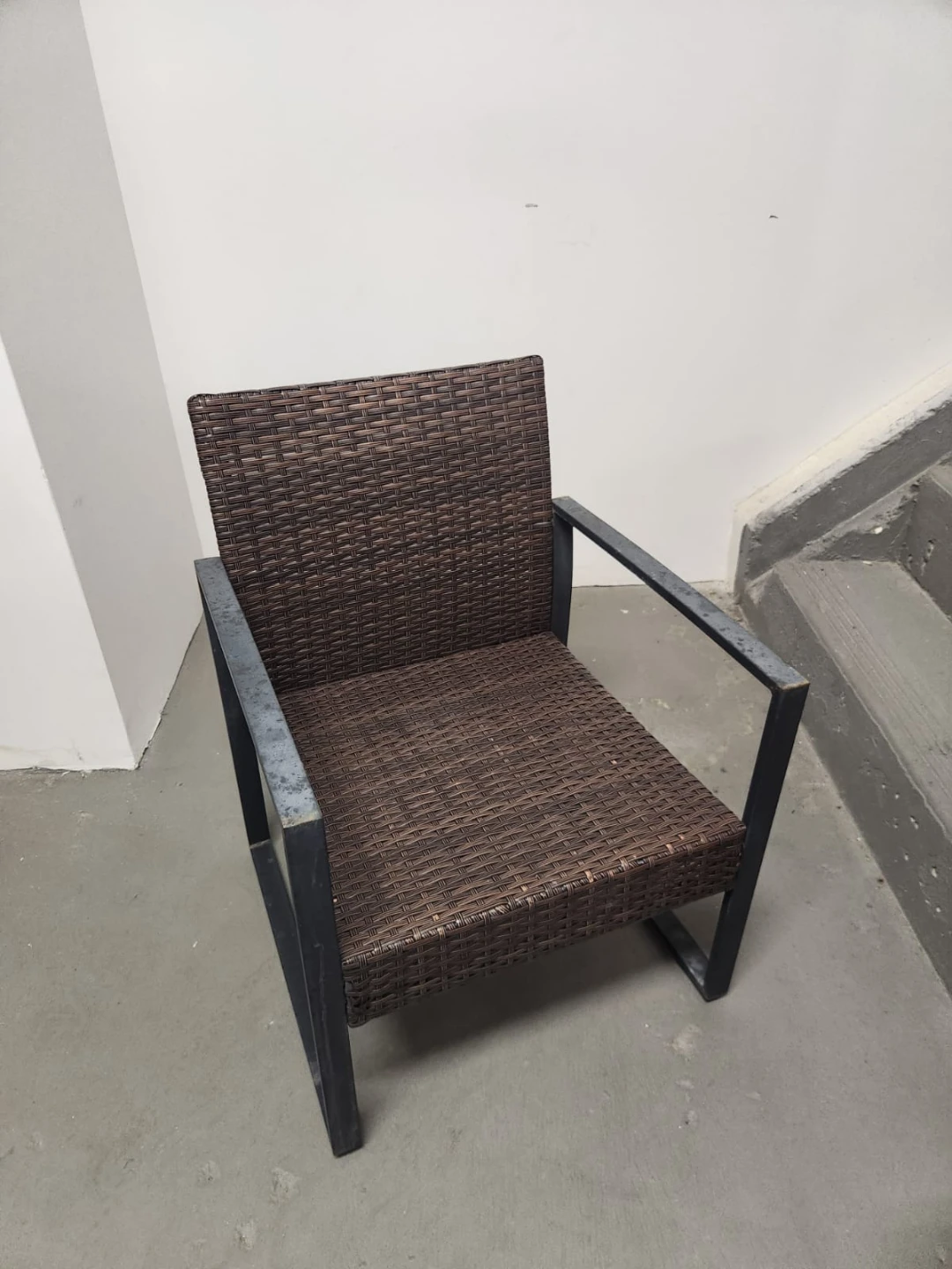 Brown Wicker Patio Chair with Metal Frame