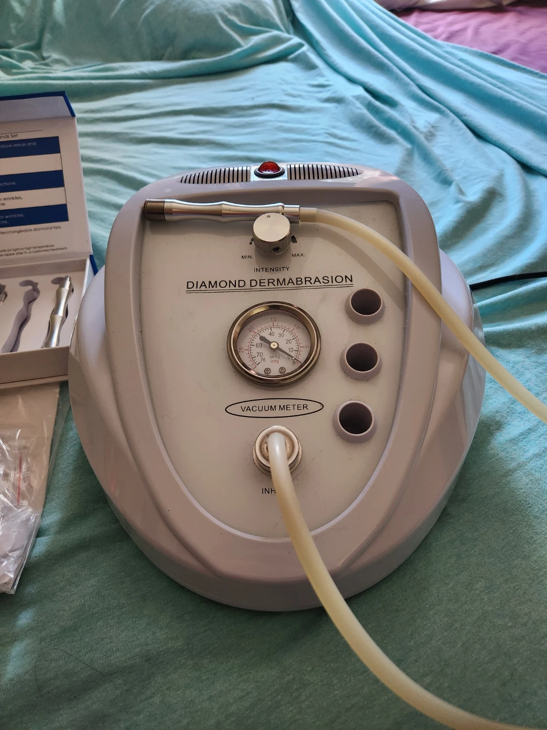 MICRODERMABRASION MACHINE