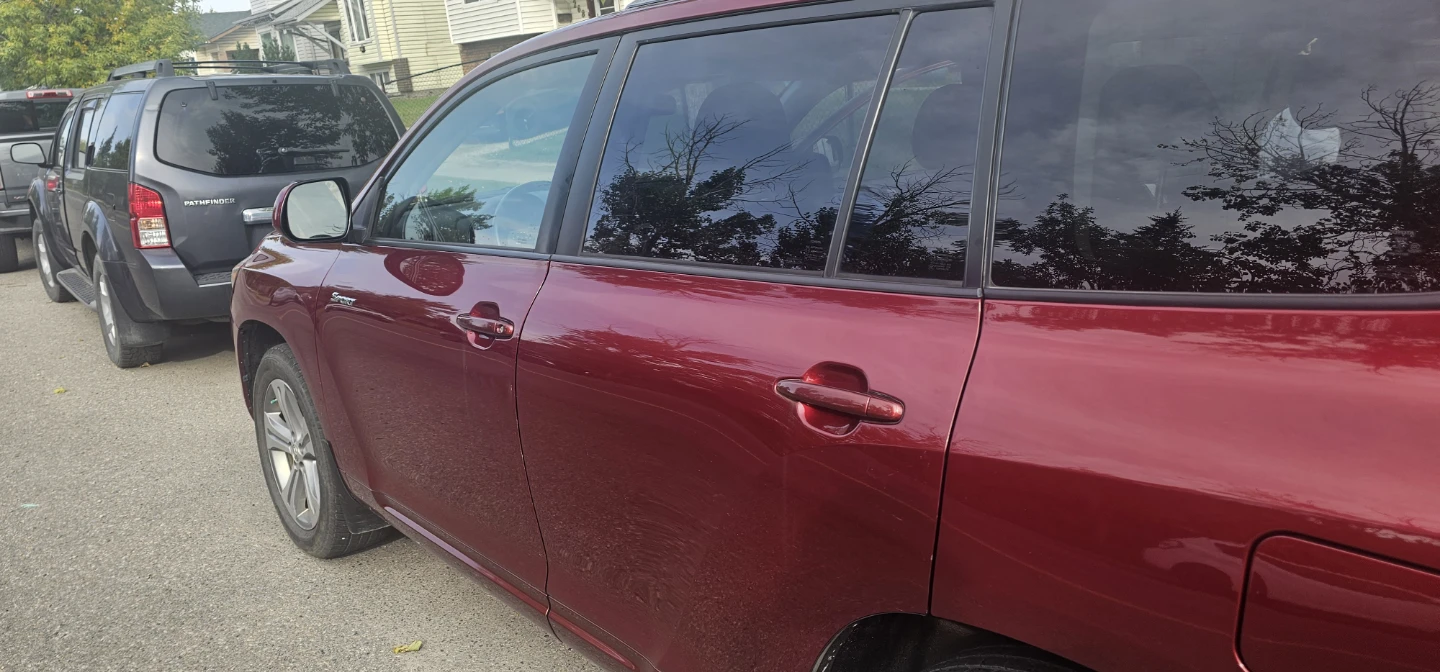Red Toyota Highlander Sport V6 AWD SUV - photo 5