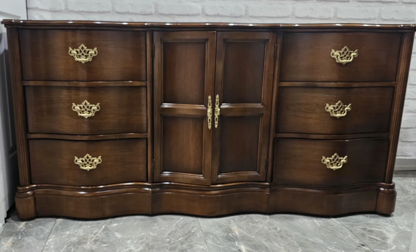 Andrew Malcolm Vintage Solid Wood Serpentine Credenza Dresser - photo 2