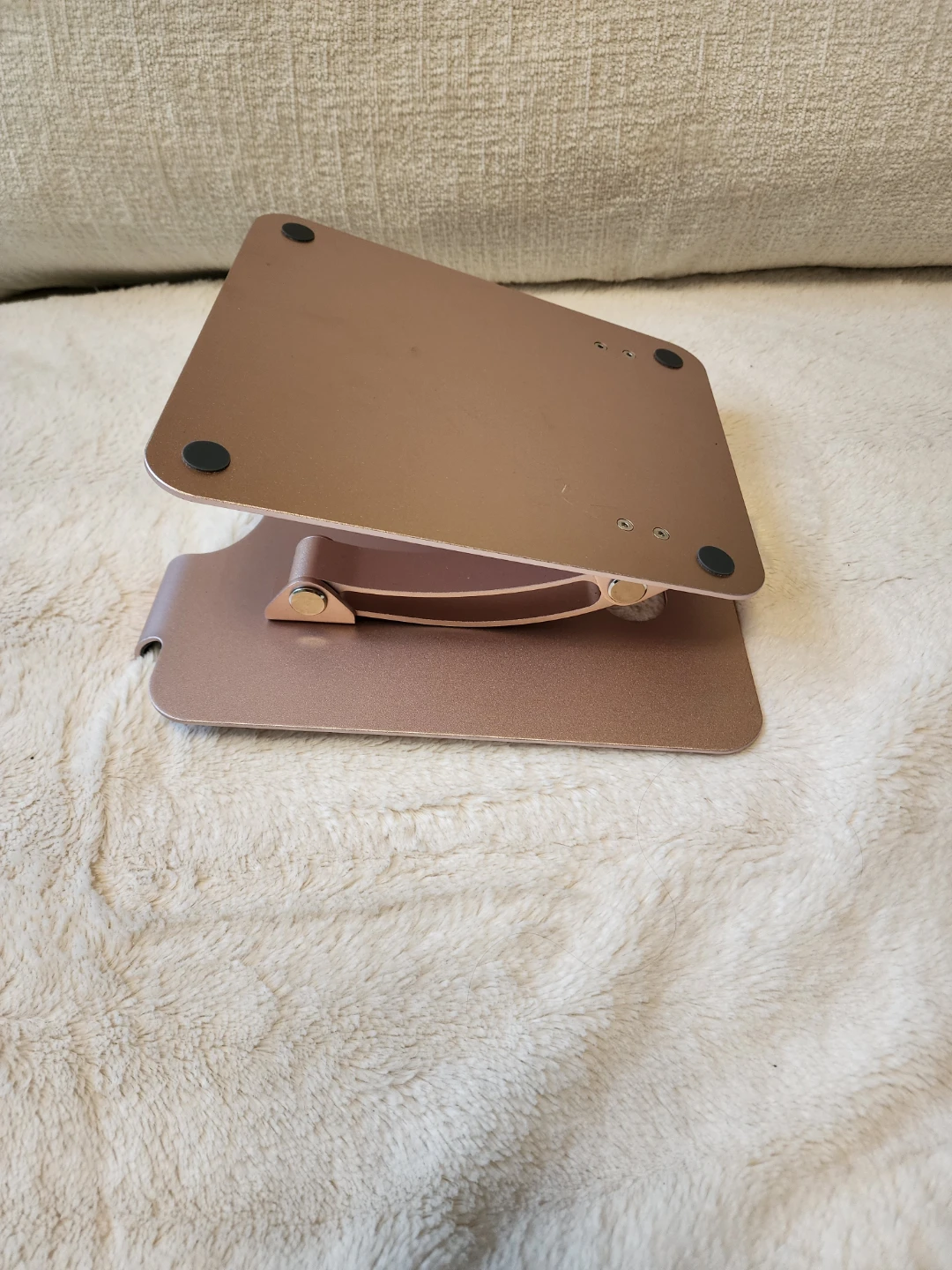 💻 Rose Gold Adjustable Laptop Stand - photo 5