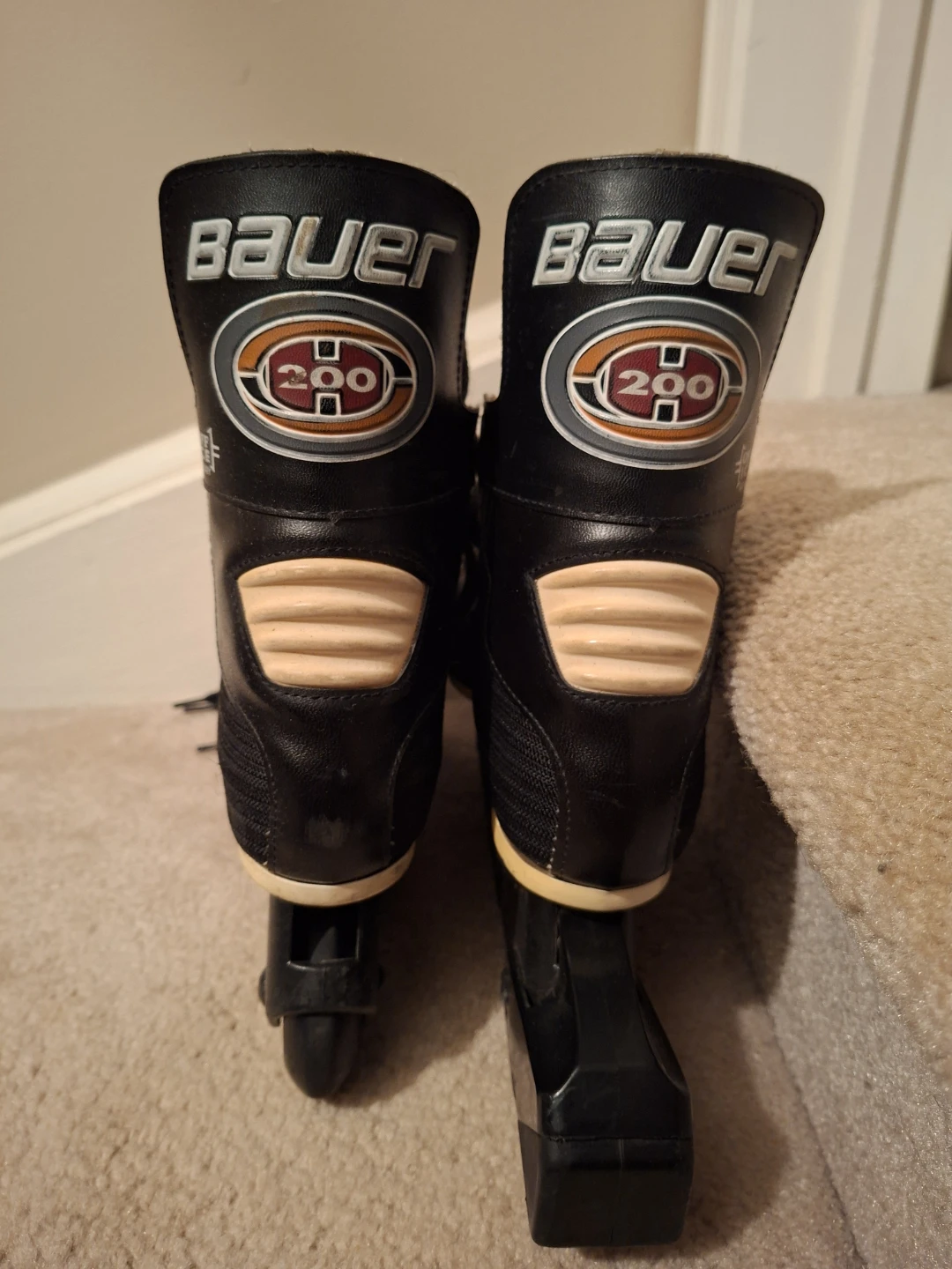 Bauer 200 Off-Ice Inline Hockey Skates - photo 2