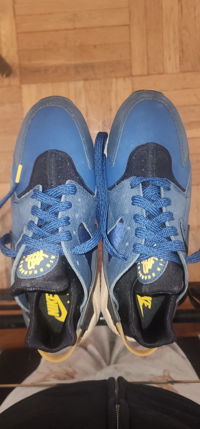 Nike Air Huarache Blue and Tan Sneakers - photo 4