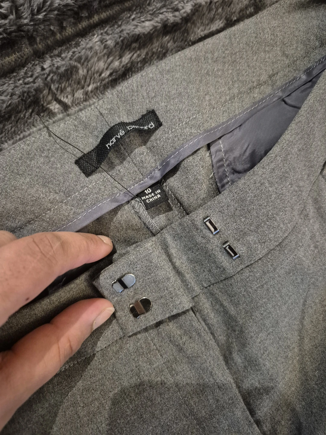 Harvé Benard Grey Dress Pants Size 10 - photo 3