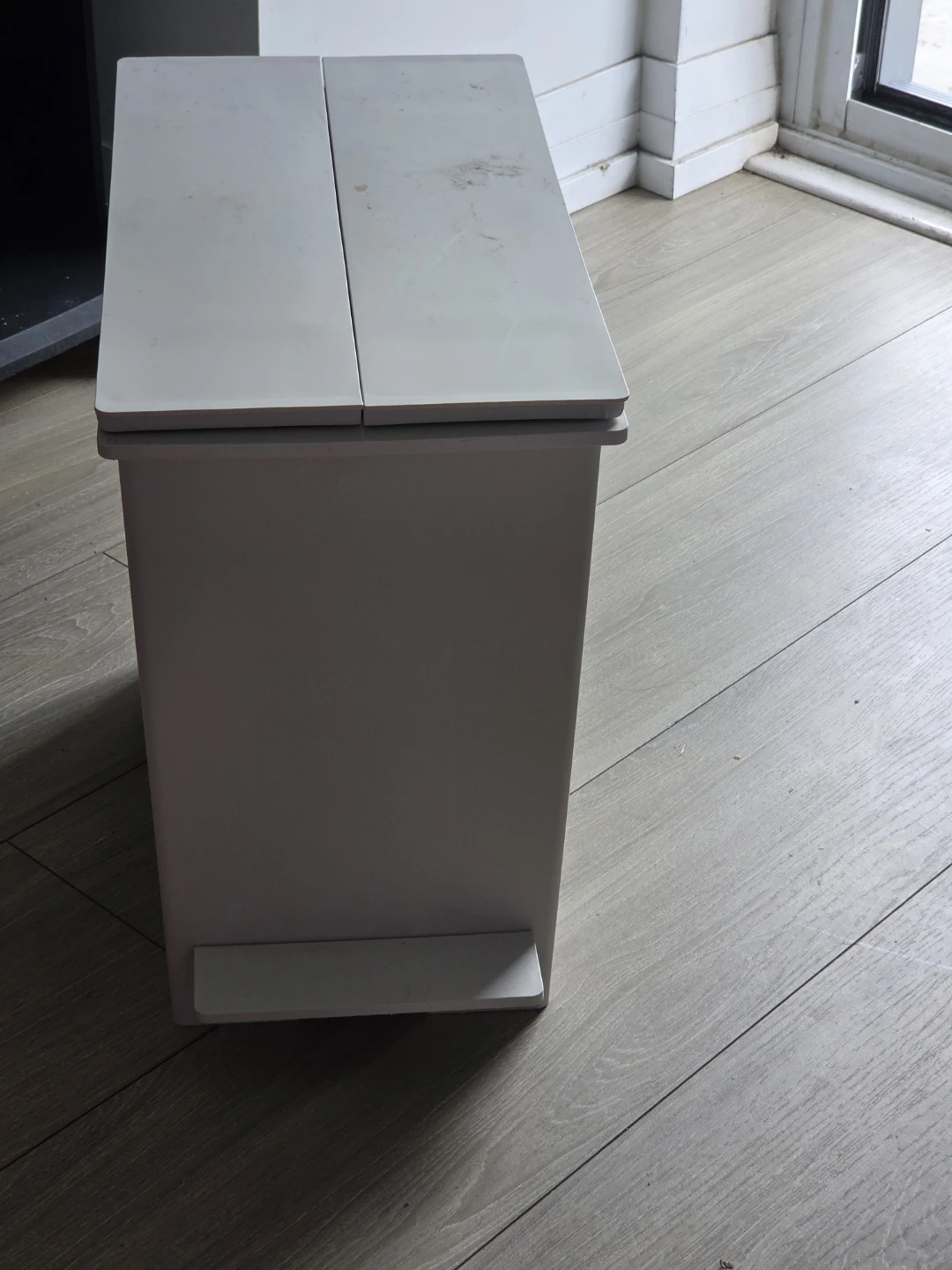 Grey slim pedal trash can - photo 2