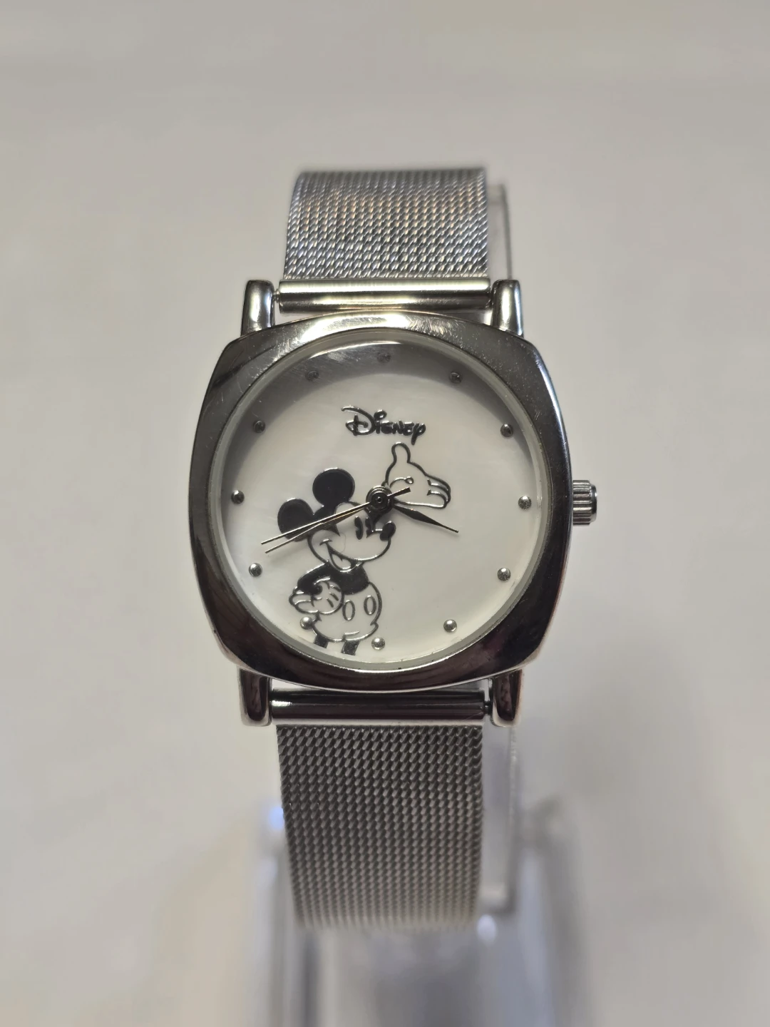 Disney Mickey Mouse Metal Strap Quartz Watch 28mm