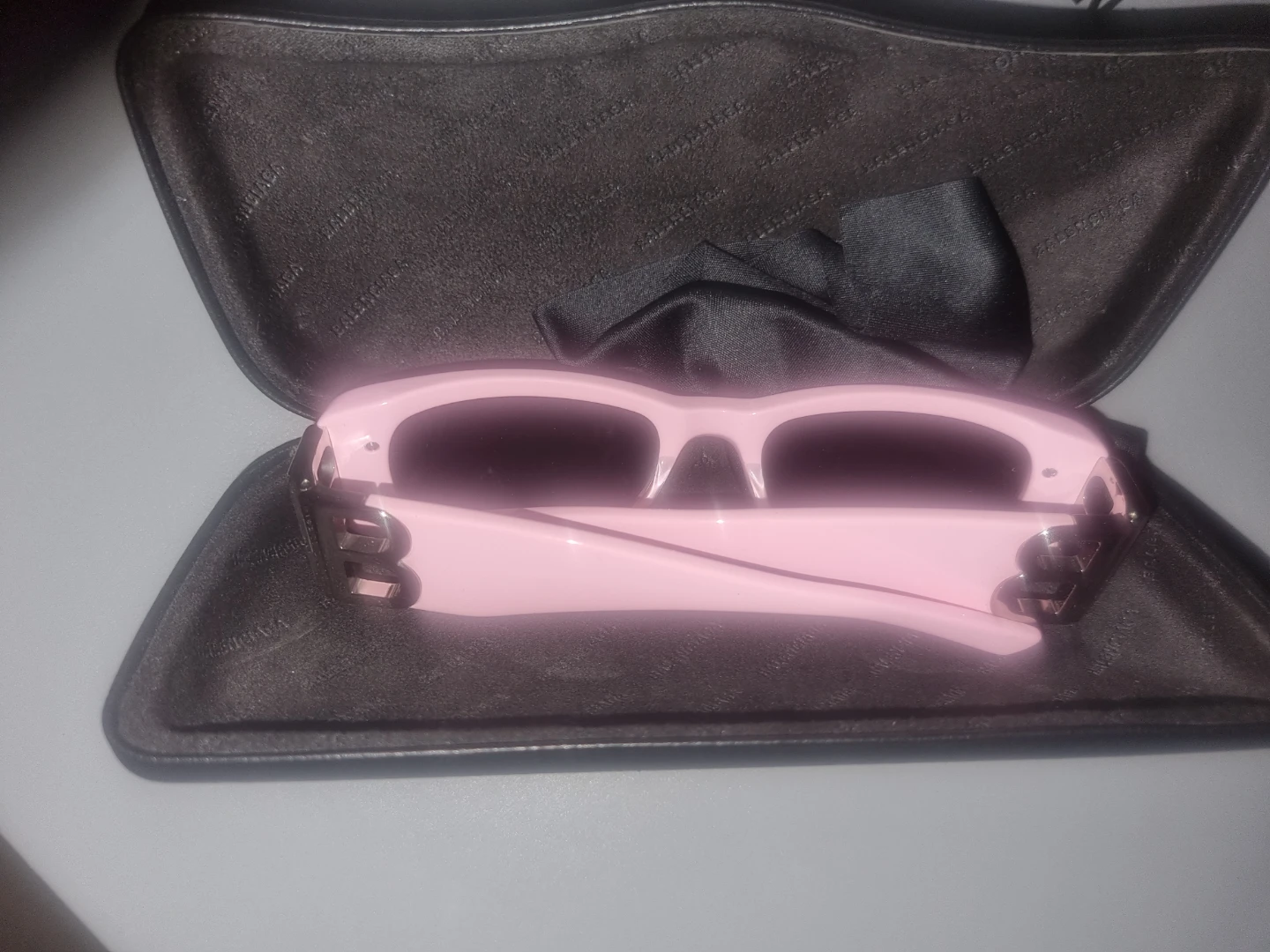 Balenciaga Sunglasses Pink - photo 2