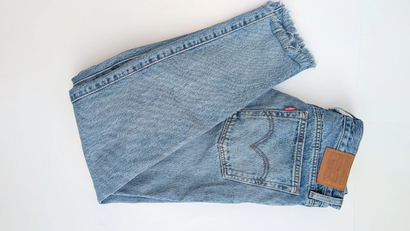 Levi's Wedgie Fit Jeans Size 27