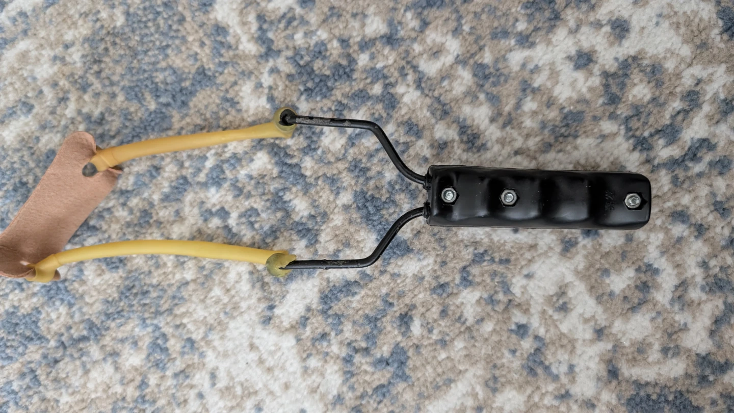 Metal Frame Slingshot
