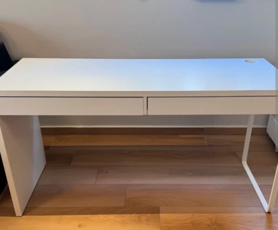Office Desk - Great condition - photo 2