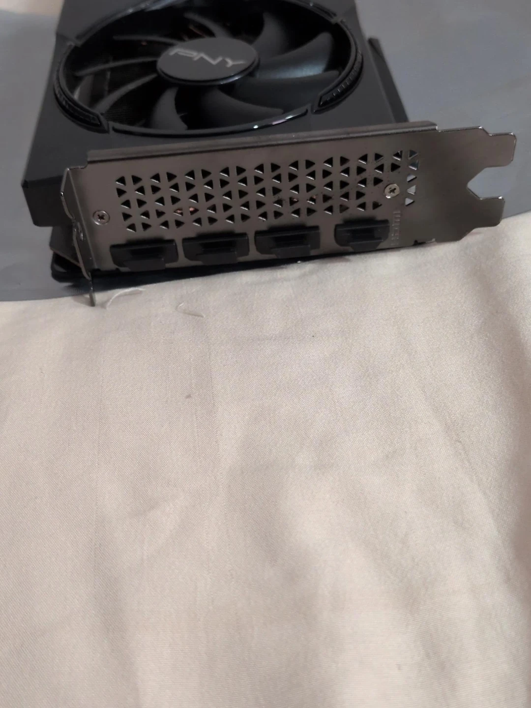 PNY GeForce RTX 5060 Ti 16GB GDDR7 OC Graphics Card - photo 5