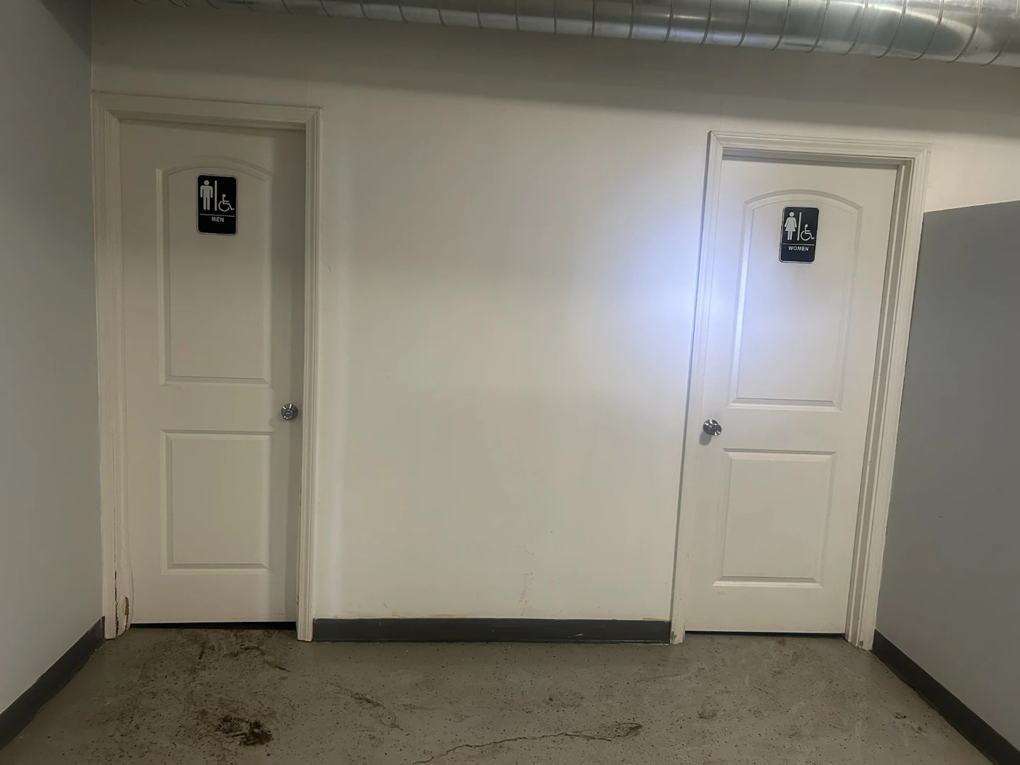 Warehouse in stone park Illinois for sale - photo 3