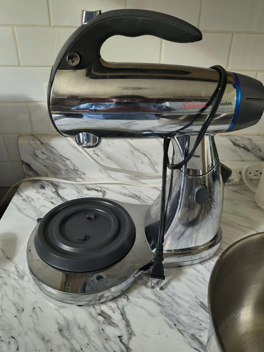 Sunbeam Mixmaster Stand Mixer - photo 2