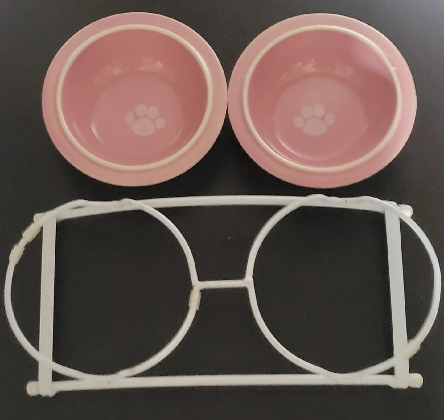 Pet Dishes and Stand