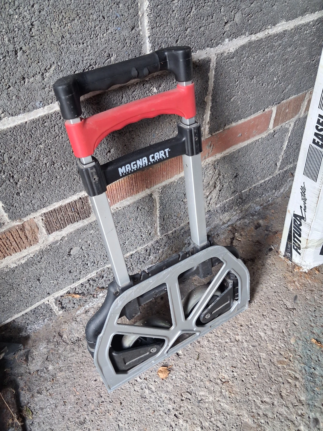 Magna Cart Folding Aluminum Hand Truck/dolly - photo 2