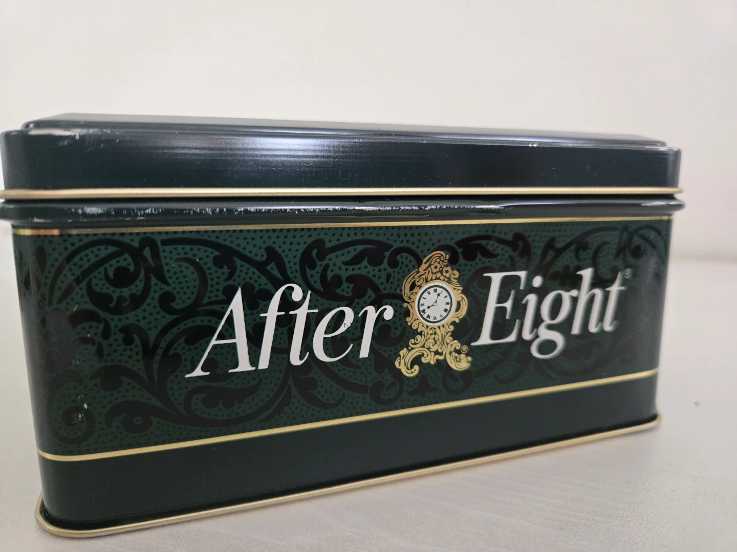 Vinage After Eight empty metal storage tin - photo 4