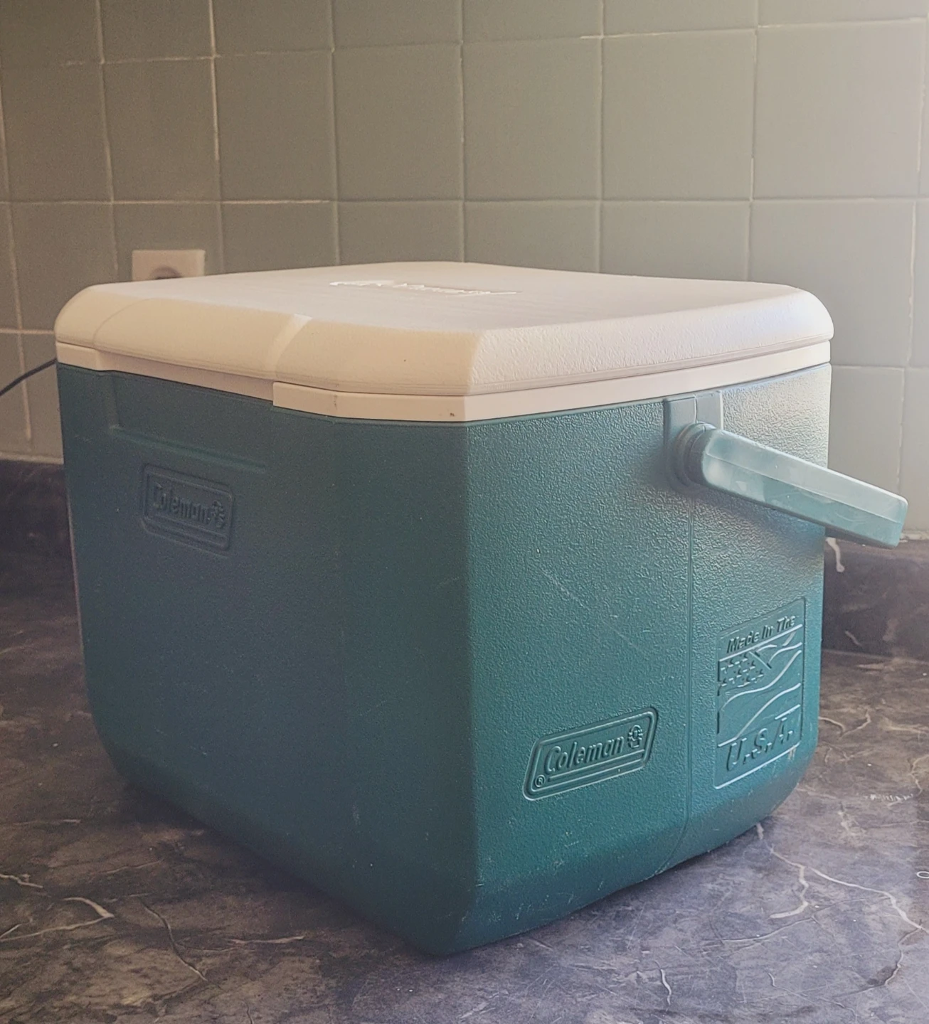 Coleman Hard Cooler - photo 2