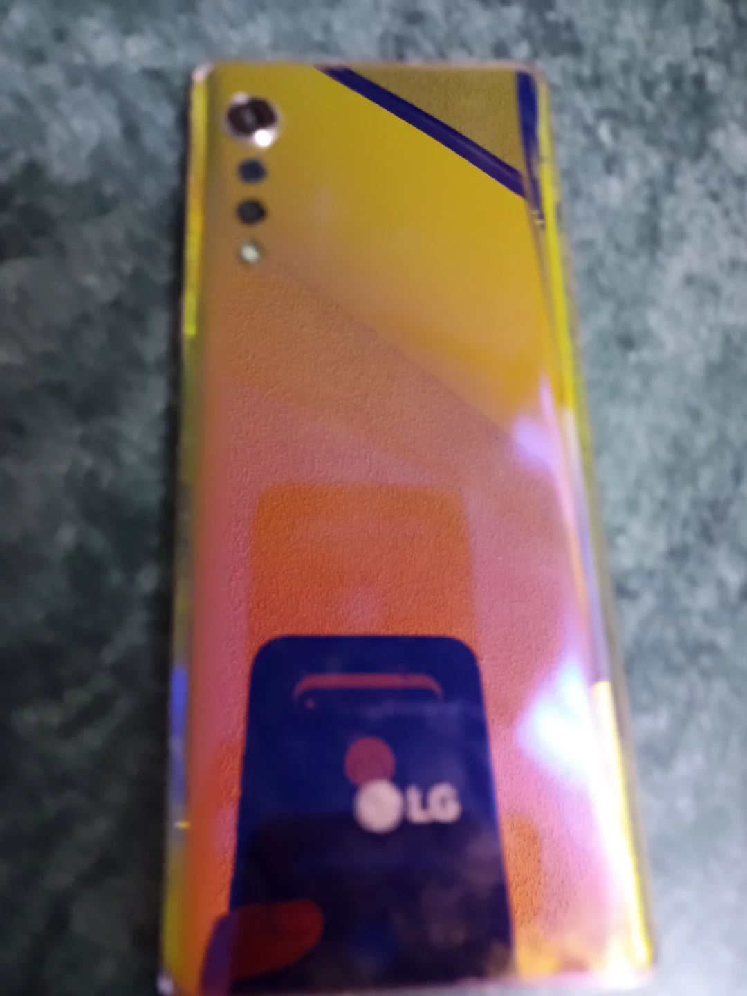 LG Smartphone Velvet 128gb. + 64gb SD card - photo 3