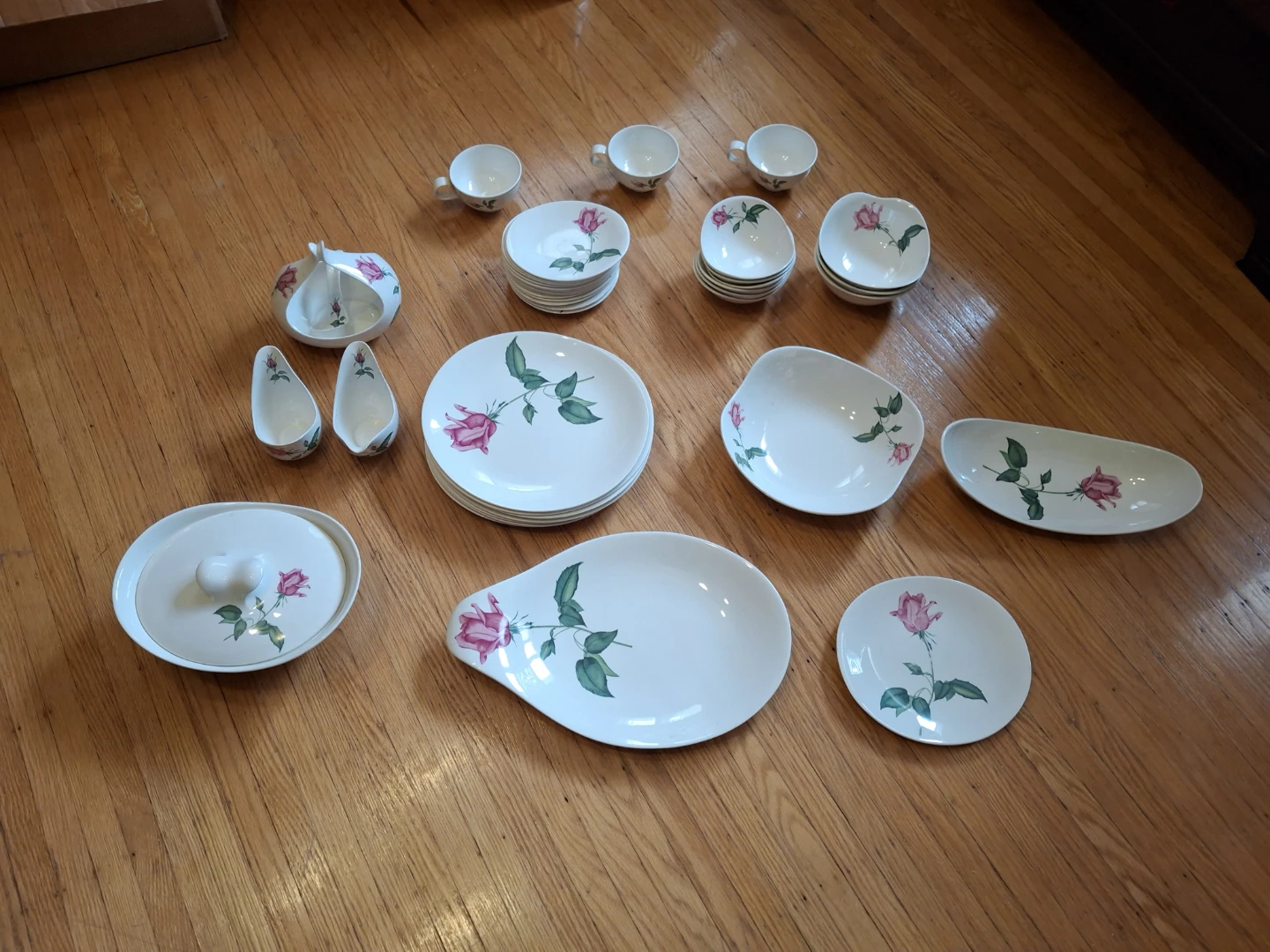 Mid-Century Queen's Rose Ceramic Dinnerware Set by Modern Craft