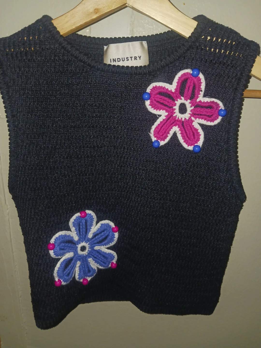 🏈 Industry sleeveless knit floral top - photo 2