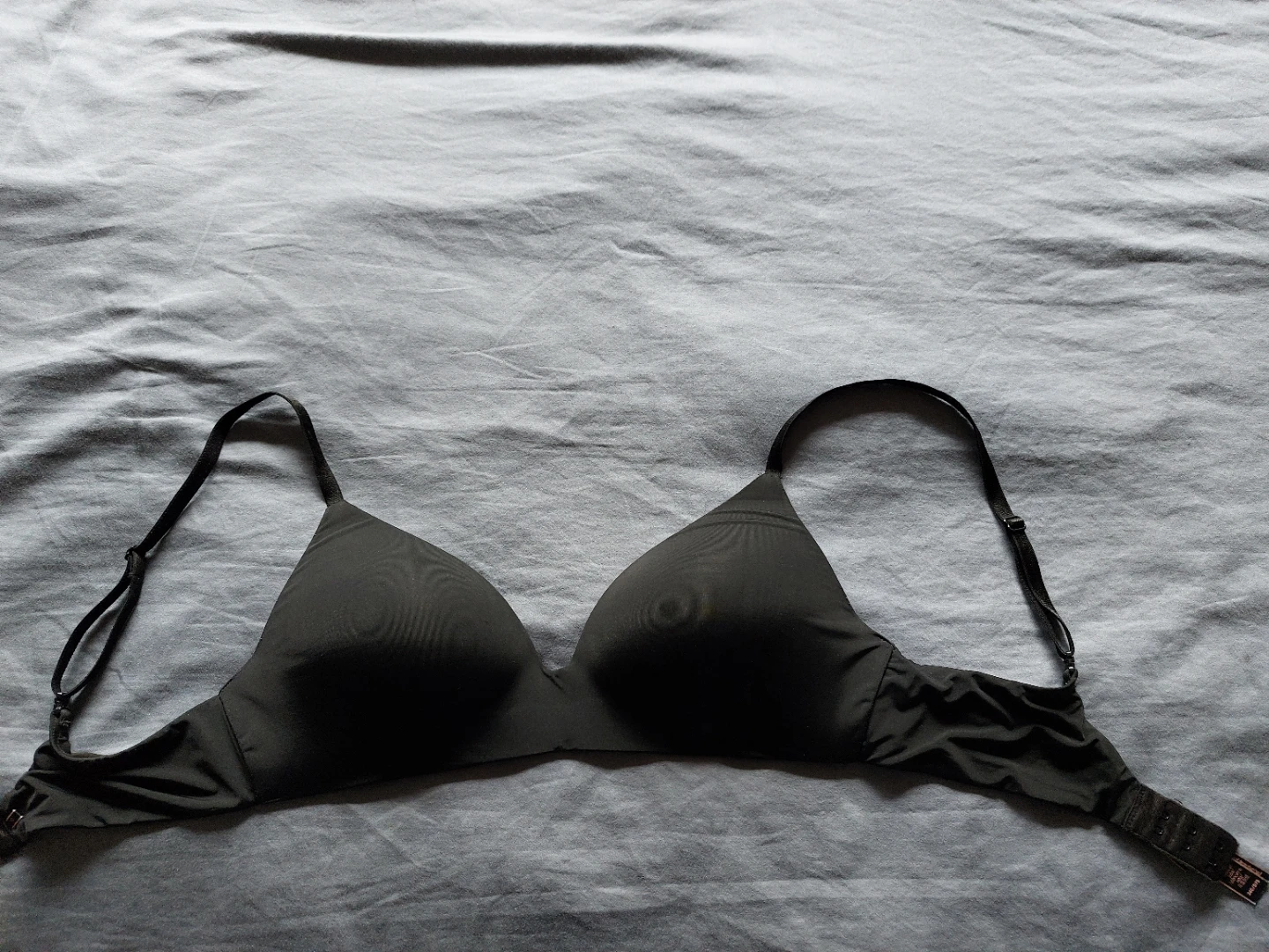 Victoria's Secret Black No-Wire Bra 34C