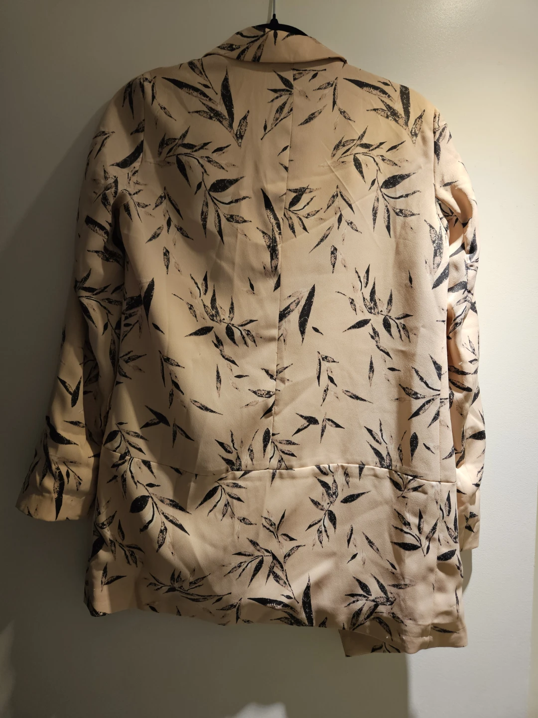 Dynamite Blazer - Tan Leaf Print - XS - photo 2