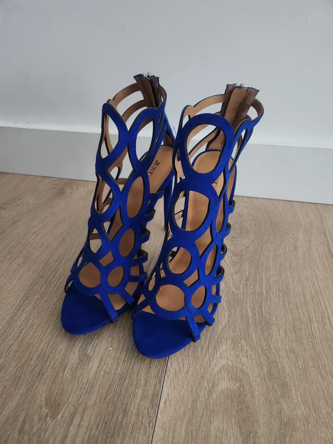 Like-new JustFab Royal Blue Cut-Out Stiletto Heels - photo 3