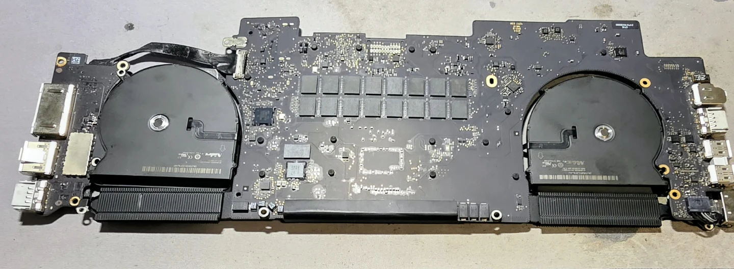 Apple MacBook Pro 2.8GHz 16GB Logic Board - photo 2