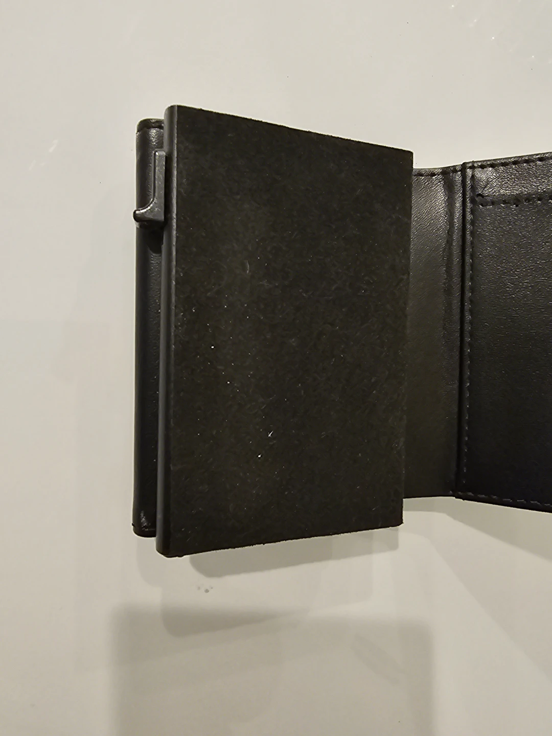 Black Tri-fold Card Holder Wallet - photo 2
