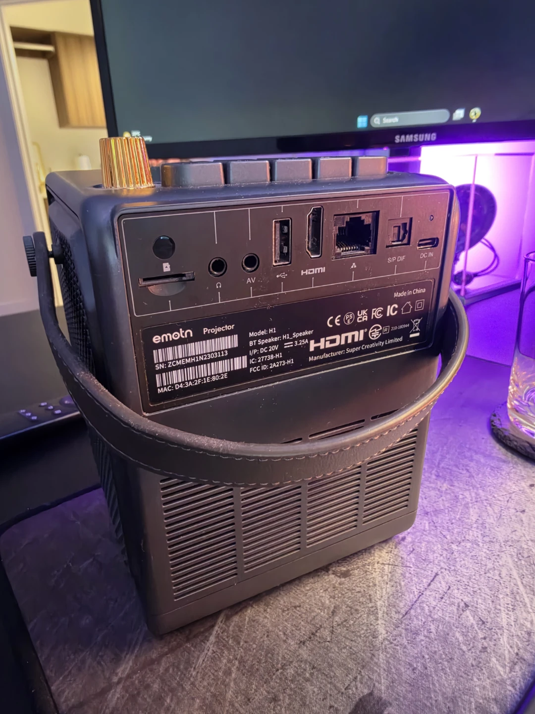 Emotn H1 Smart Projector - photo 4