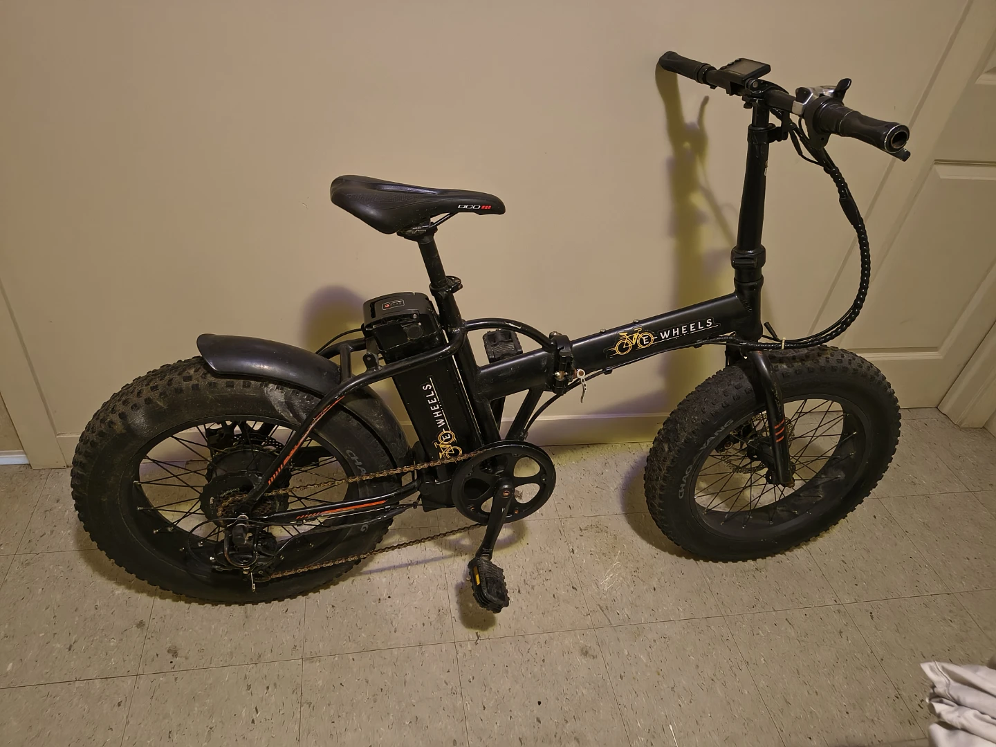 E-Wheels Custom Folding E-Bike