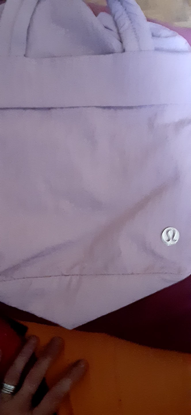 Lululemon Everywhere Belt Bag