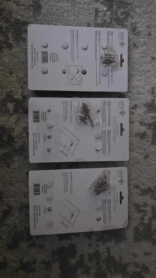 Knobs and handles - photo 2