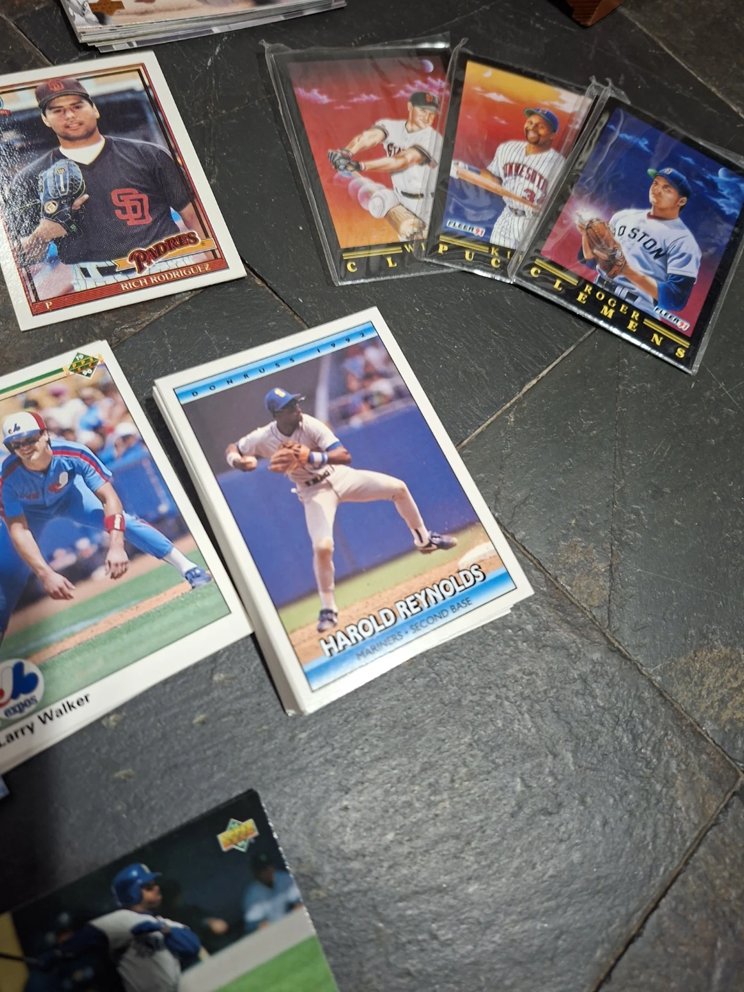 Vintage 1990s Baseball Trading Card Collection - photo 4