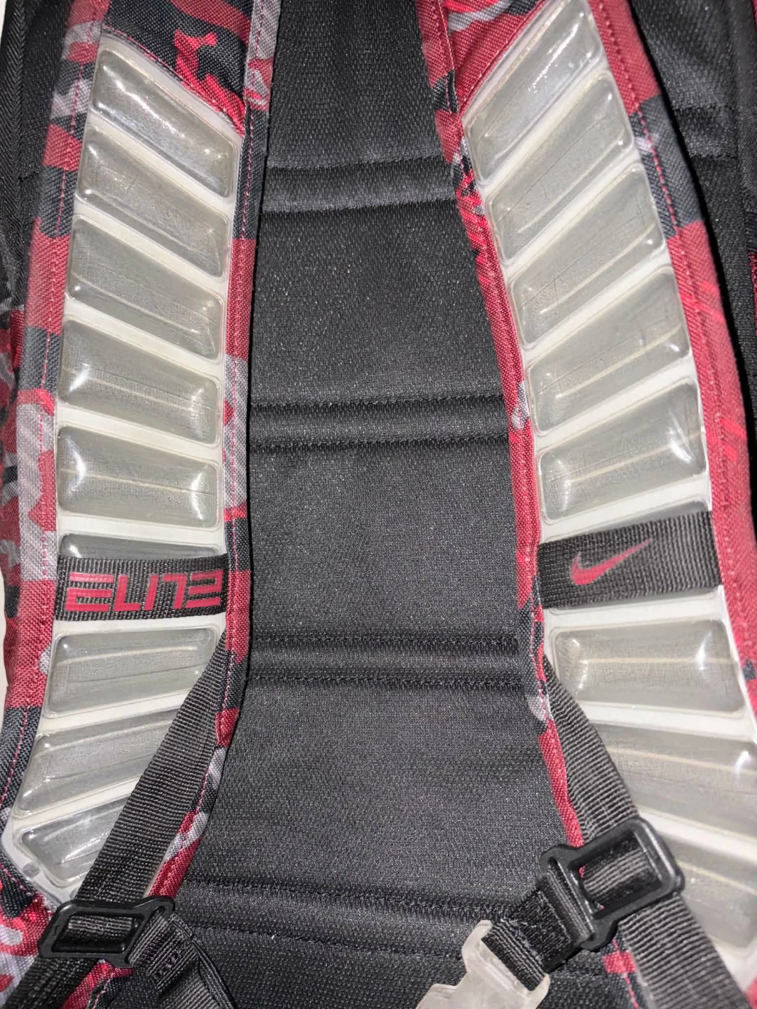 Rare nike elite bags -read desc- - photo 4
