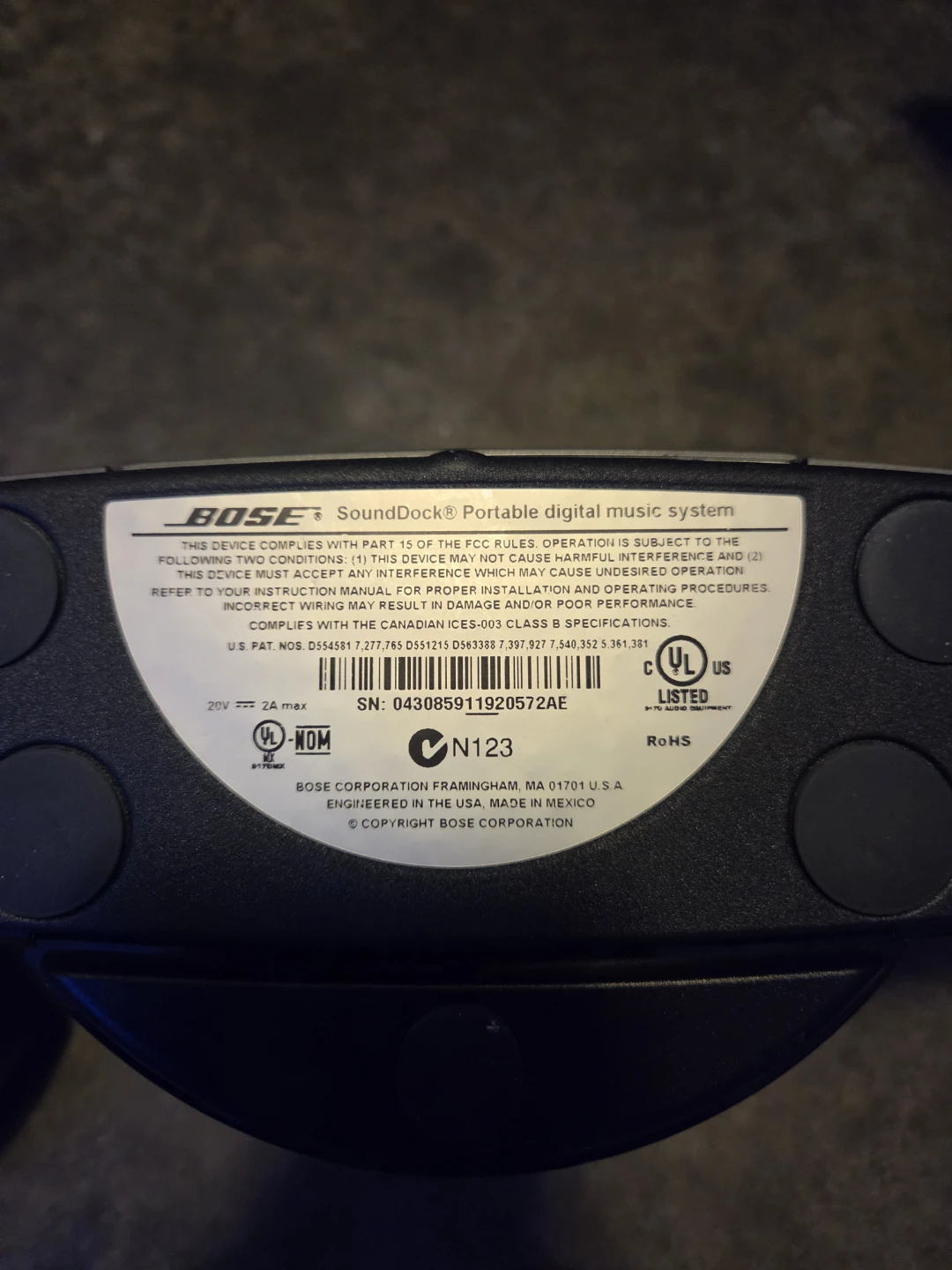 Bose SoundDock Portable Digital Music System - photo 4