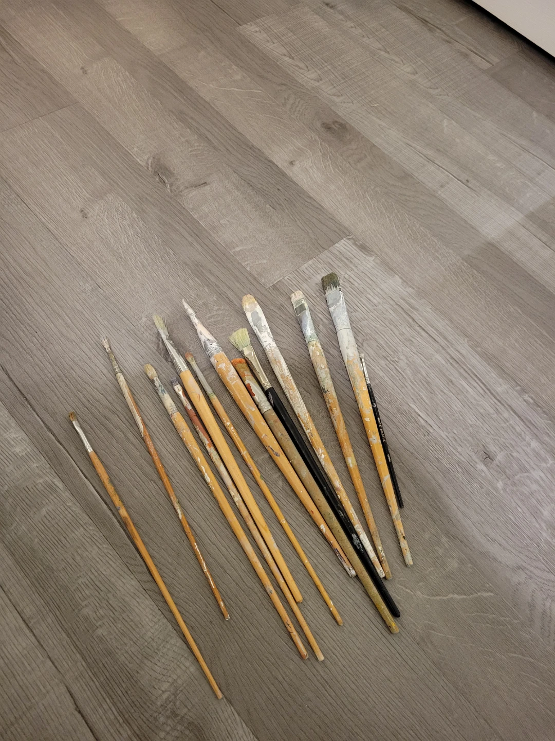 Lot of Used  Artist Vintage Paintbrushes