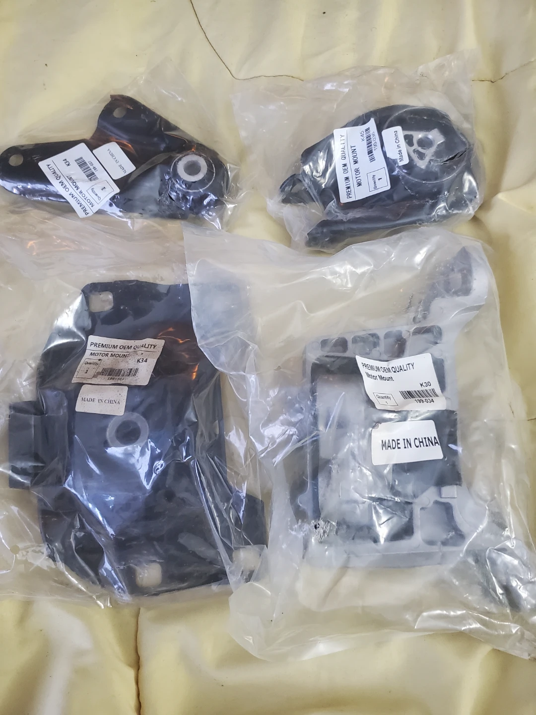 Set of 4 Premium OEM Quality Motor Mounts