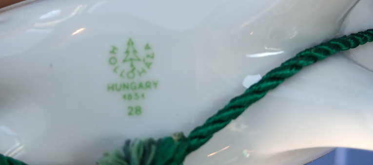 Vintage Hollóháza Hungarian Porcelain Flask - photo 3