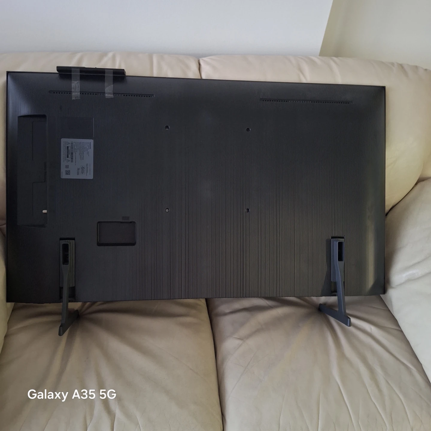 Samsung 43 inch DU7100 Series TV - photo 2