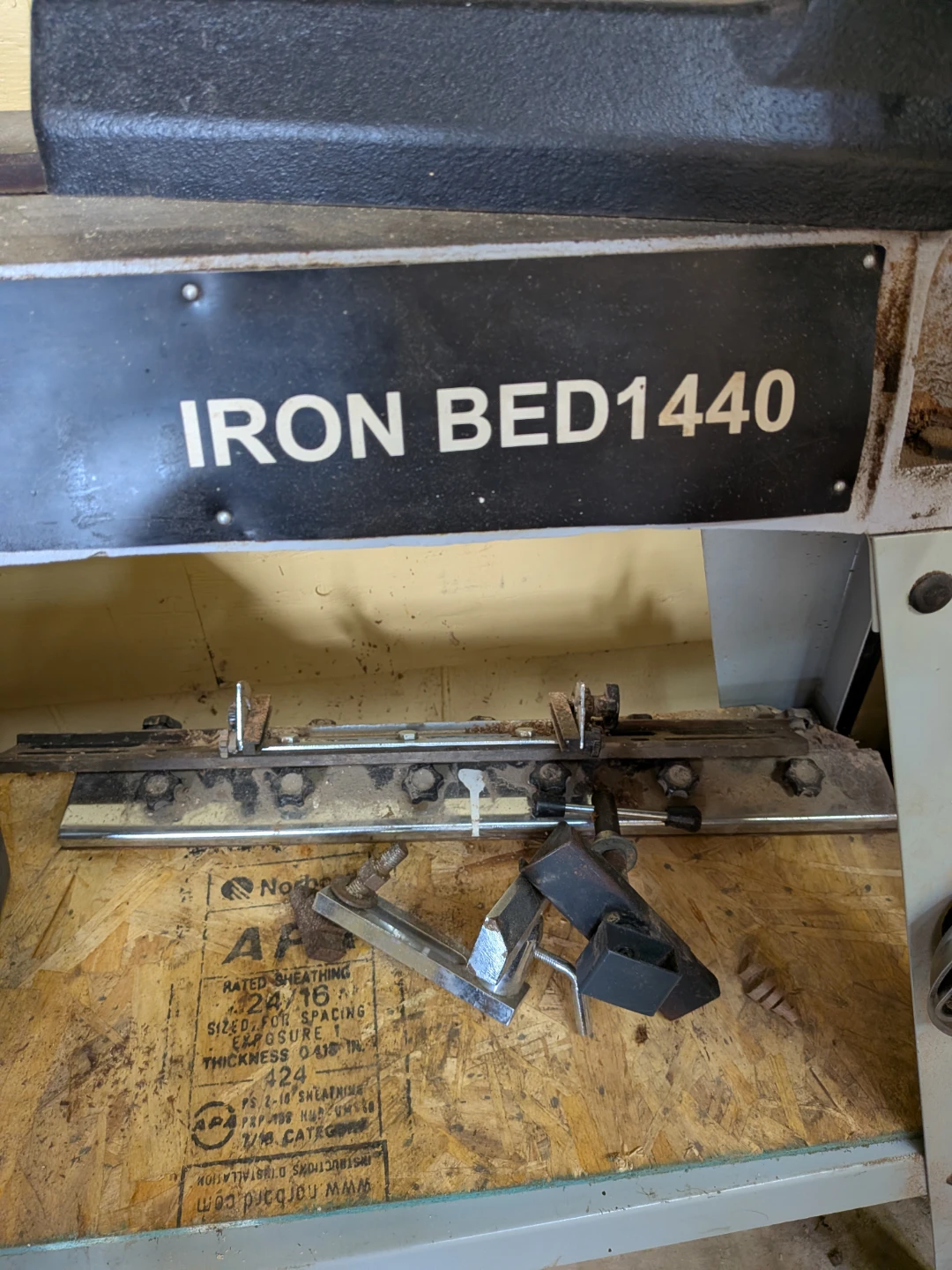 Delta Iron Bed 1440 Wood Lathe - photo 2